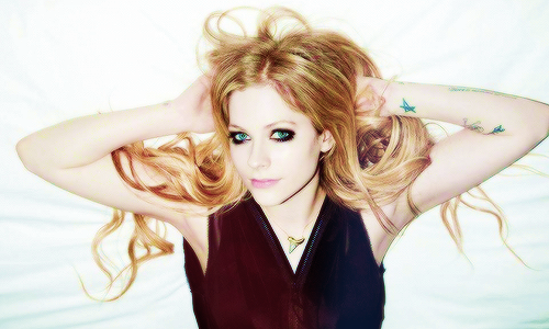 lavigneh:  We can kick it all night, underneath the moonlight but when the party