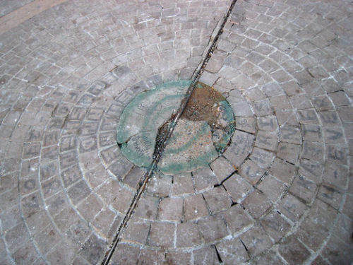 unexplained-events:  The Center of the UniverseLocated in: Tulsa, OKThis small concrete circle surrounded by a larger circle of bricks bricks is the location of a mysterious acoustic phenomenon. If you stand in the middle of the circle and make a noise,