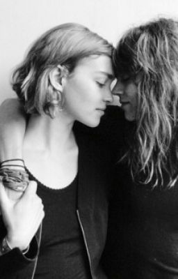 localbisexuals:  solepallido:          Ho appena pubblicato “ finale  “        della mia storia ” I Want Her “. http://my.w.tt/UiNb/N45ySy9lUu       bisex bi-curious bisexual   