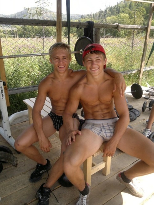 skinnygayboys:  They are so cute together