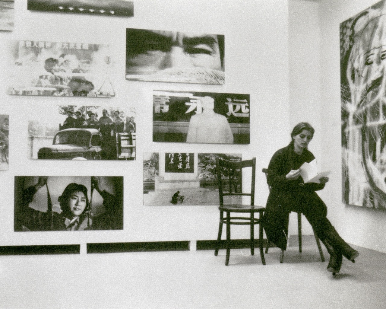 edlutfen: Candid of Gudrun Inboden submitted by Juergen Teller to Achim Duchow. Galerie