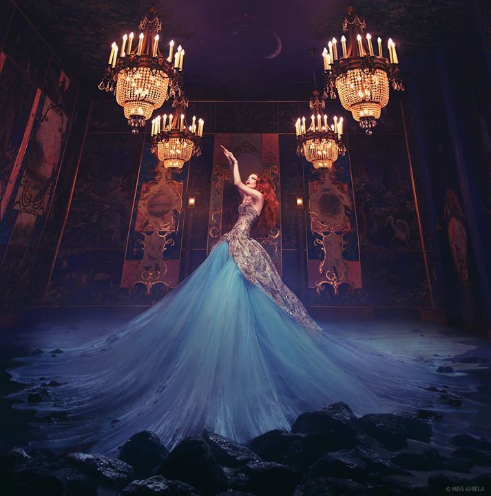beautifulbizzzzarreart:  Isn’t Miss Aniela (our March cover artist) new work INCREDIBLE!!
