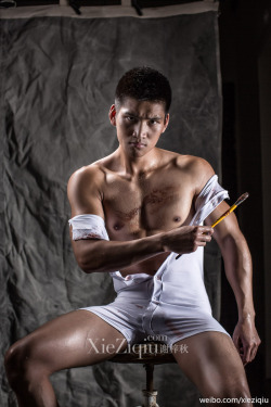 hunkxtwink:  Xie ZiQiuHunkxtwink - More in my archive