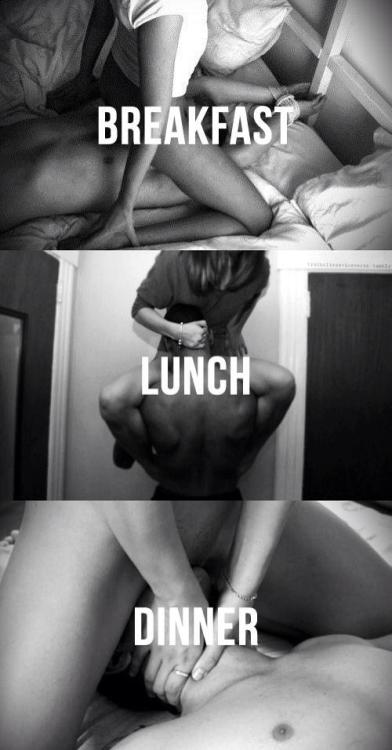 brunettesdoitbetterfl: What should be your favorite meal