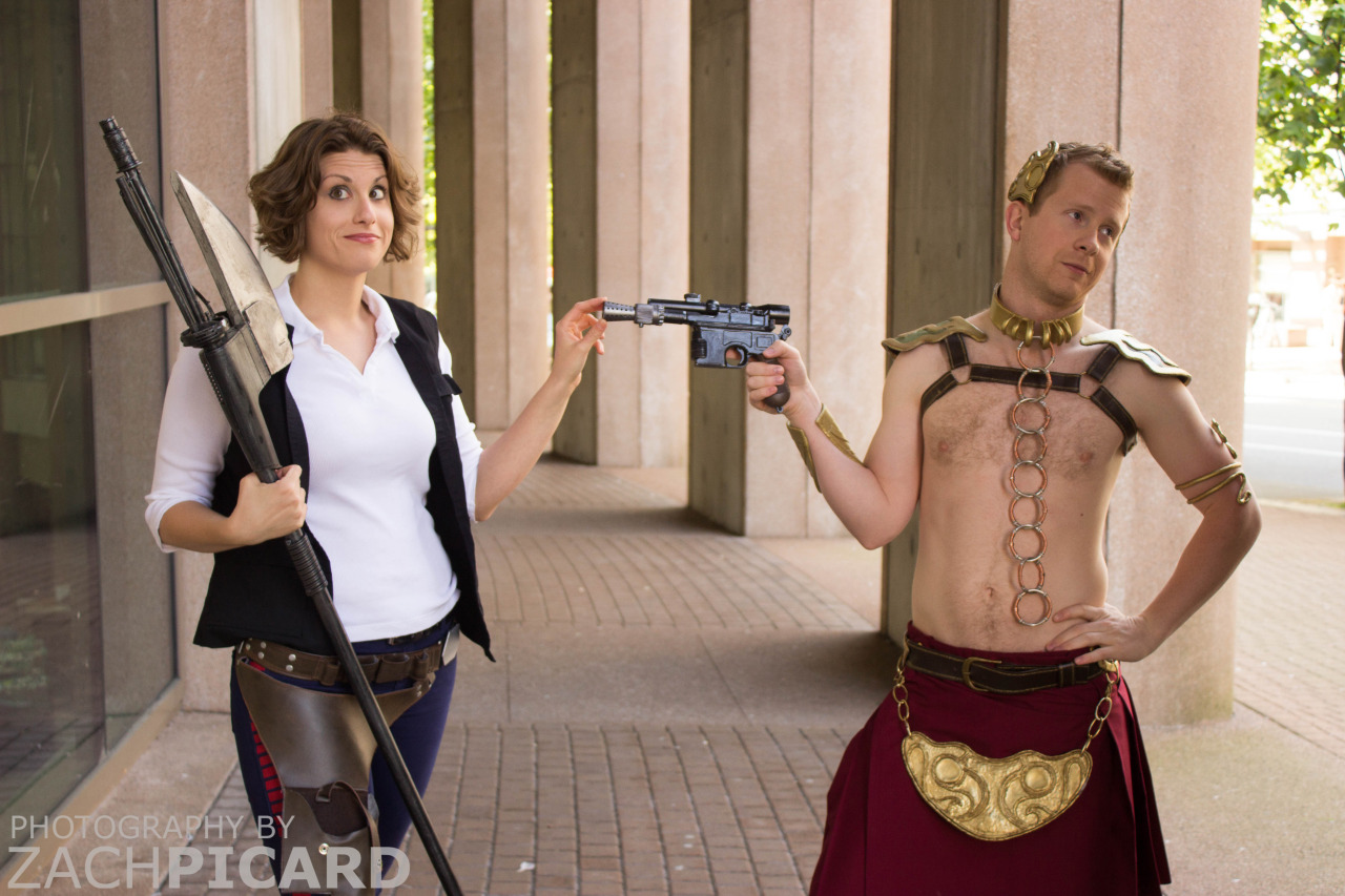 cccakery:  Lady Han Solo and Slave Prince Leia Photo shoot  Cosplayers: C&amp;C