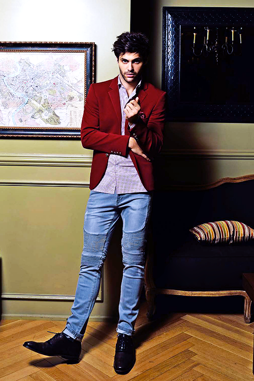 matthew-daddarios:Matthew Daddario for Regard MagazineI would too, hehe.