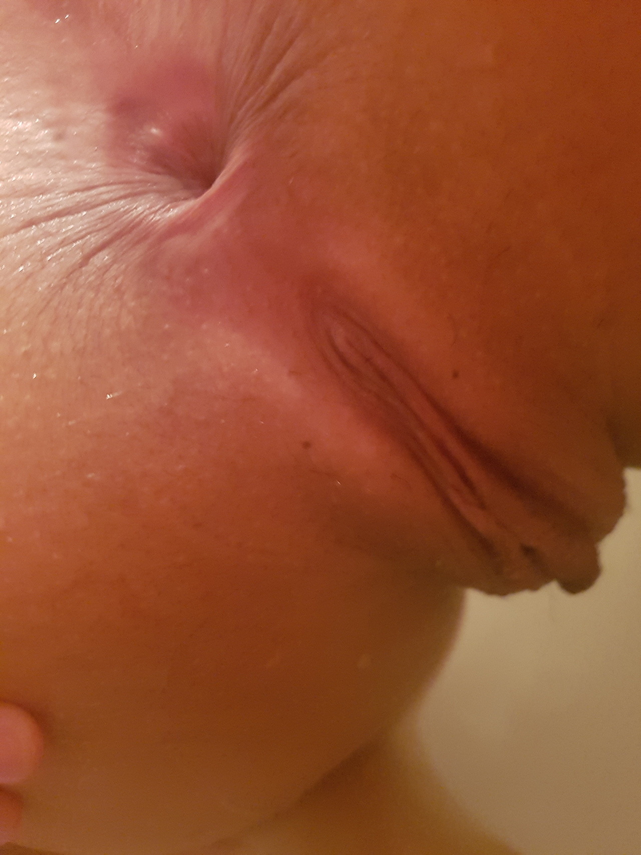 daddysfacefuckprincess:  I need both of these stuffed. Thoroughly 😈