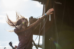 chagning-tune:  Pianos Become the Teeth @