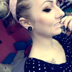 don&rsquo;t mind my massive nose, really loved my hair today. x