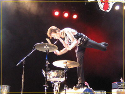 acme-rockabilly:  My favorite drummer, Slim Jim Phantom! 