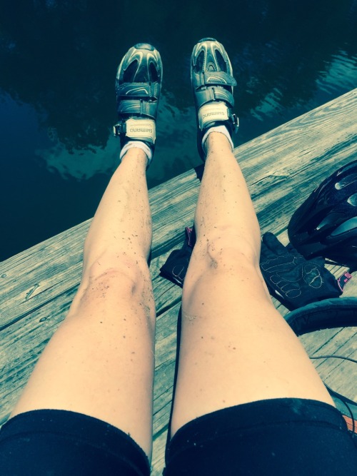 redheadrunner92: Rode at a new place today! 10 mile mountain bike loop that ends at a lake with a cu