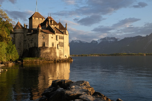 allthingseurope:  Château de Chillon, Switzerland (by FriskaCiska)