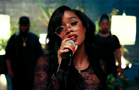 tout est gore. — H.E.R. Damage (2020)