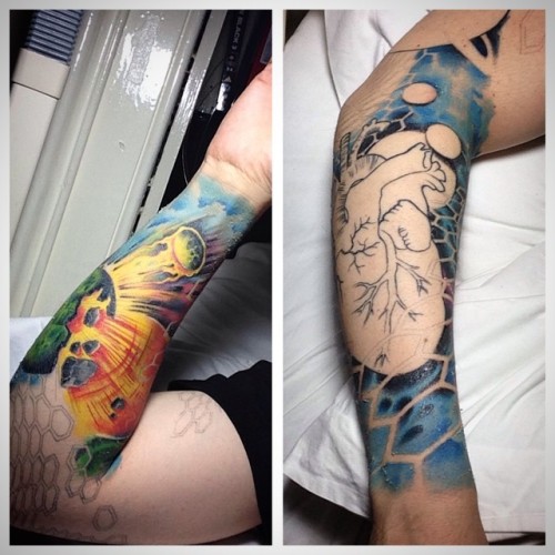 Wee bit more added :) #sleeve #tattoo #spacetattoo #geometric #geometrictattoo #cosmic @garywiedenho
