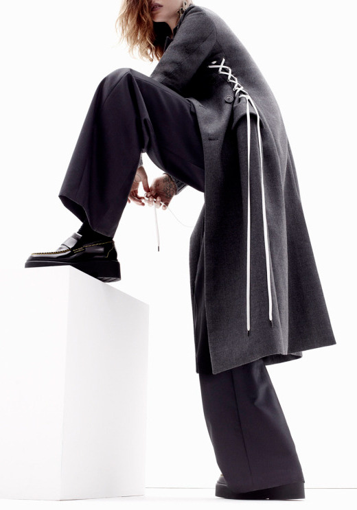 skt4ng:  “Sweeping Gesture&quot; | Catherine McNeil by Robbie Fimmano for