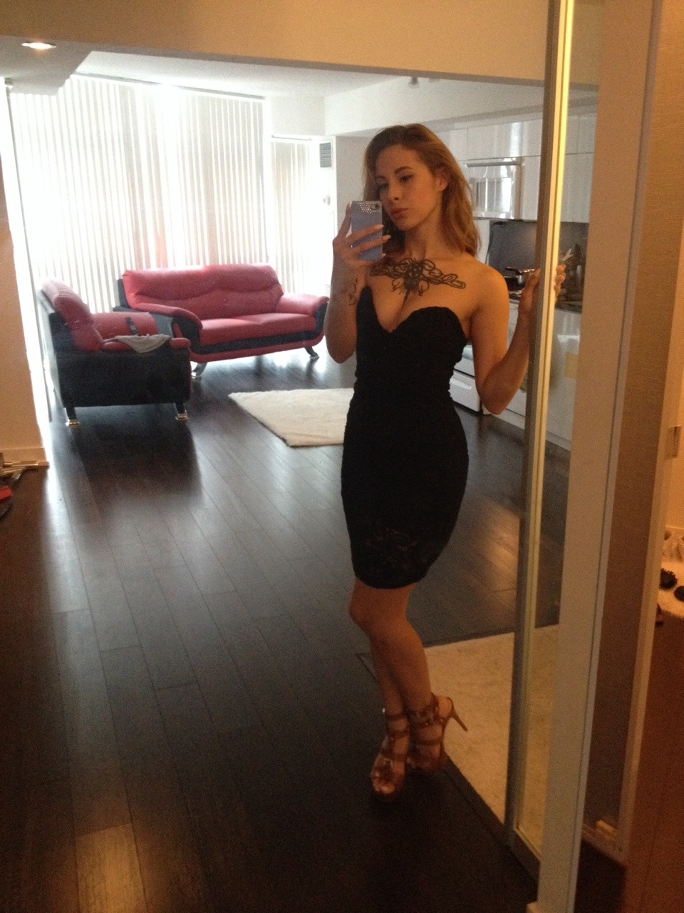 gangbanggirlfriend:  hello mtv, welcome to my crib 🐣 