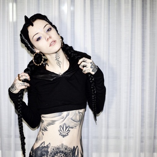 itsall1nk:  More Hot Tattoo Girls athttp://hot-tattoo-girls.blogspot.com