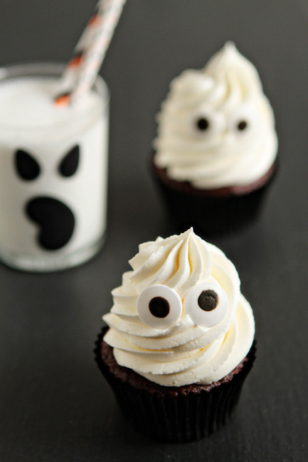 ilovedessert:  Halloween Cupcakes