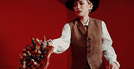 dazzlingkai: “I don’t wanna play this game no more, somebody help”Heize feat.