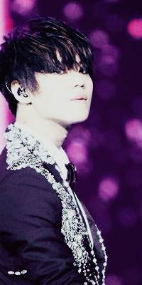 taekmeout:  six fav pics of Taemin → purple 