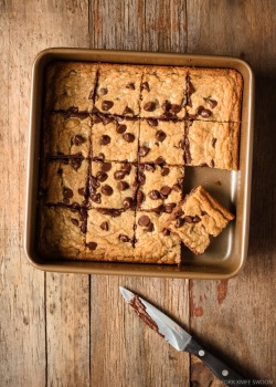 do-not-touch-my-food:  Chocolate Chip Cookie