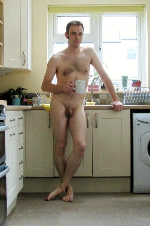 Naked-Aktivities-at-Home