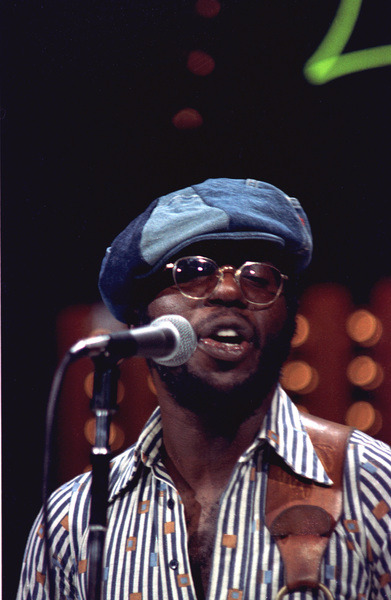 twixnmix: Curtis Mayfield on “The Midnight Special” (1974)