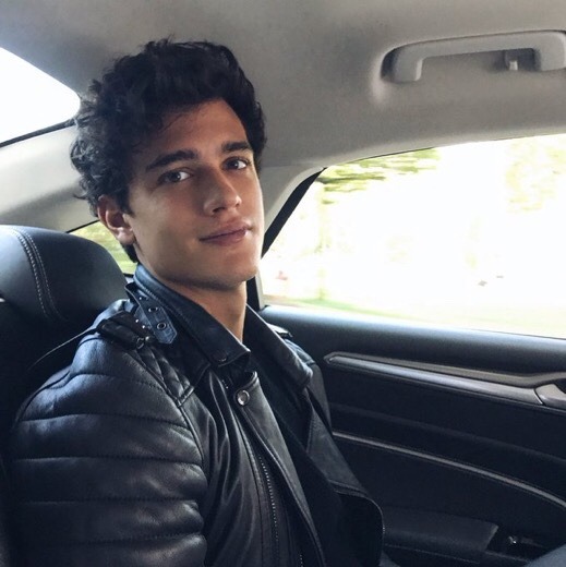 welcome-to-my-world823:Xavier 😍😍😍