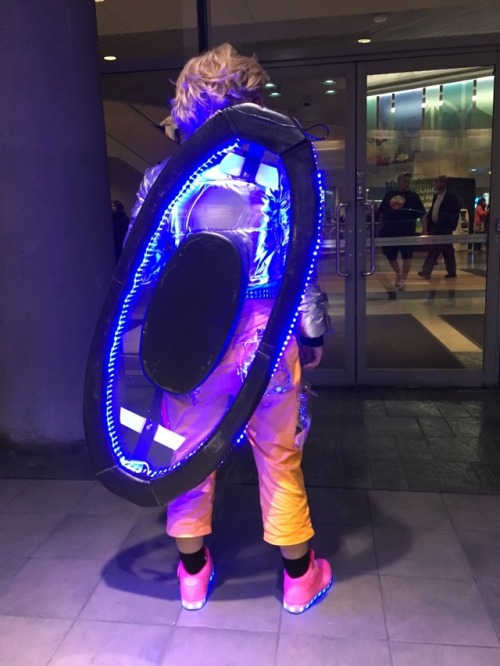 saffronian:I have the ring of Saturn in my mako cosplay today at emerald city comic con!!!!