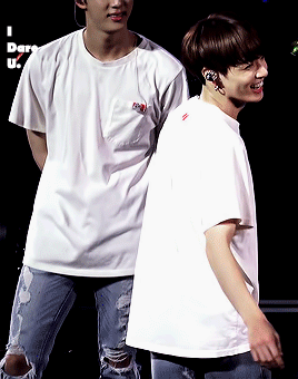 gukiejjk:he was having the time of his life what a cutie / cr.