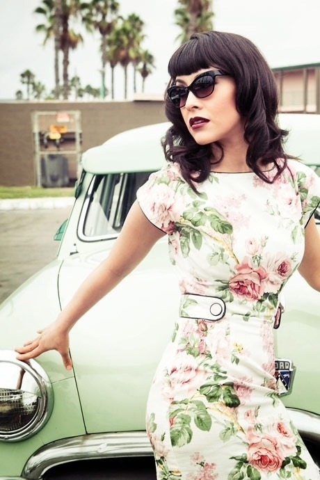 alternative-pinup:  Alternative Pin Up http://lingerie-pinup.blogspot.com/