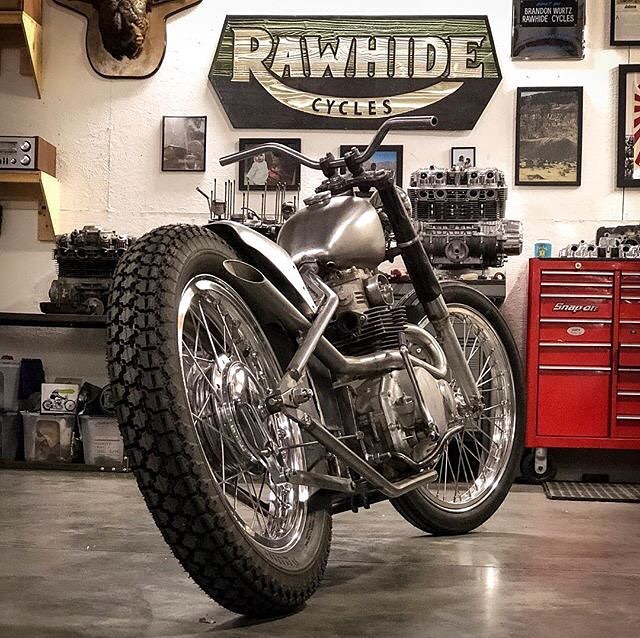 lowbrowcustoms:Another rad build from @rawhidecycles #cb350 #rawhidebuilt  #choppershit