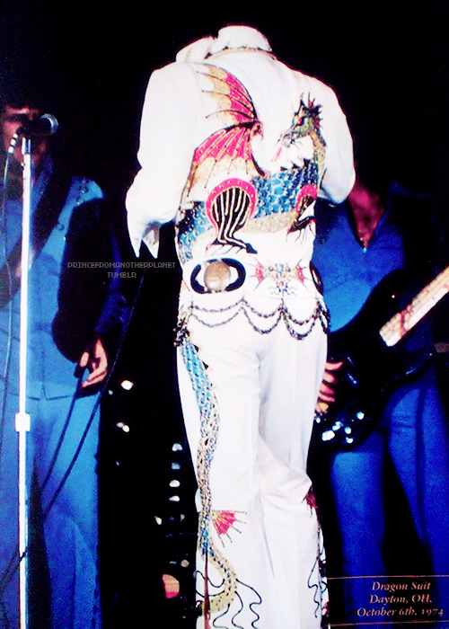 princefromanotherplanet:  Elvis Presley wearing Chinese Dragon, October 1974.