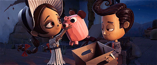 bonneibennett:I named him Chuy. He’ll look after you.I LOVE this pig.