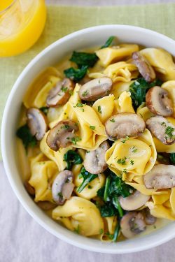 foodffs:  Creamy Mushroom TortelliniReally nice recipes. Every hour.Show me what you cooked!