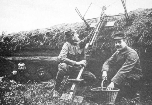 The Trench Catapult of World War I,During World War I many infantrymen began to cobble together batt