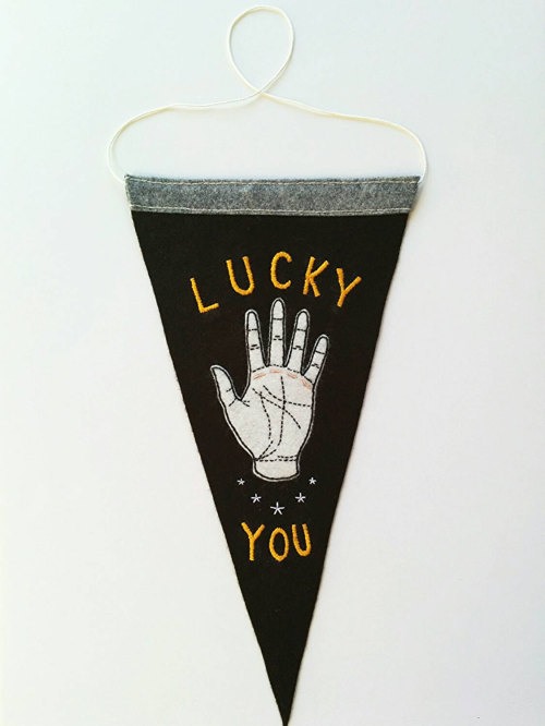 sosuperawesome:  Patches and banners by eradura on Etsy • So Super Awesome is also on Facebook, Twitter and Pinterest • 