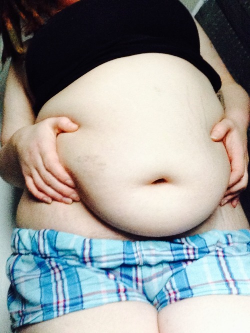 bellygoddess:  A bunch of belly I never posted