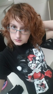 flipperwasadick:  pomme-extase:  Curly hair = instant twelve year old dork  Me: I want to look slightly younger to pull off these cute kawaii looksMe: *allows hair to air-dry turning me into an adult sized toddler*Me: TOO FAR 