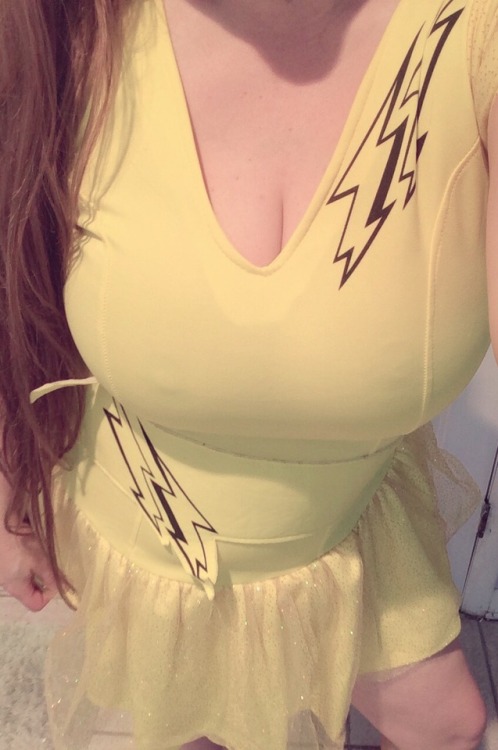 sassysexymilf:  perverturbed: sassysexymilf: Have a fantastic day Tumblrville. ~ Sassy Yellow with lightning bolts… it’s either purposely or accidentally a pikachu-themed dress. Either way it is most appropriate because who doesn’t enjoy having