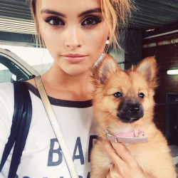luxenvie:  pinkrosesbrowncurls:  rosy // luxe // insta: olivia_laing  Luxury ♥