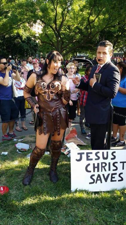 scrptrx: xenaswife: This was me at Capital Pride last year. I was walking around dressed as Xena, po