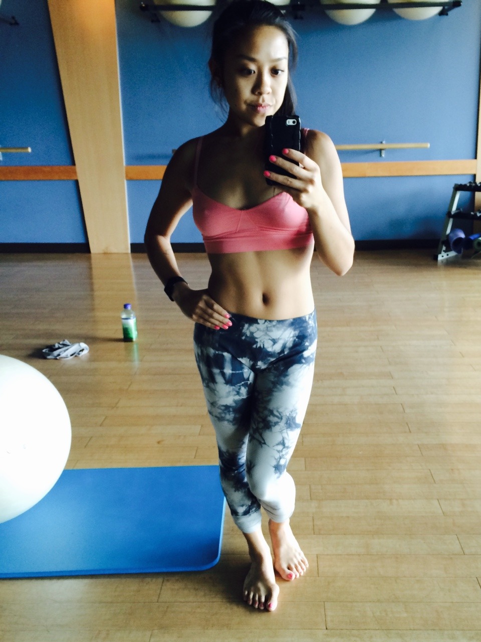 lucylei:  Fuckin around in the studio… Playing with balls 😆