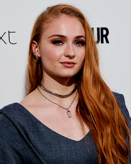 dailysturner:  Sophie Turner attending the 2016 Glamour Women Of The Year Awards