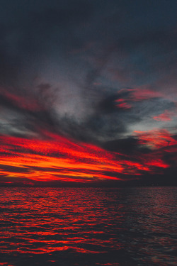 motivationsforlife:  Sunset by Sergio Castillo // Instagram // Edited by MFL