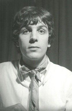 more-relics:  Syd Barrett at 41 Edbrooke Road, London,   jan.1967.