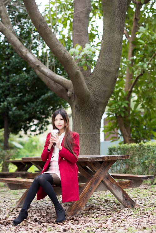 The Red Coat - Zooey Li (小啵)