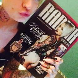 Vanyvicious:  Just Got My Copy Of @Radinkmag 🙌🙌🙌 #Tattooed #Tattooedmodel