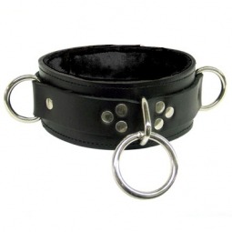 mastera6:  gounutraining:  My Generous Master promised to buy me a collar if I behave