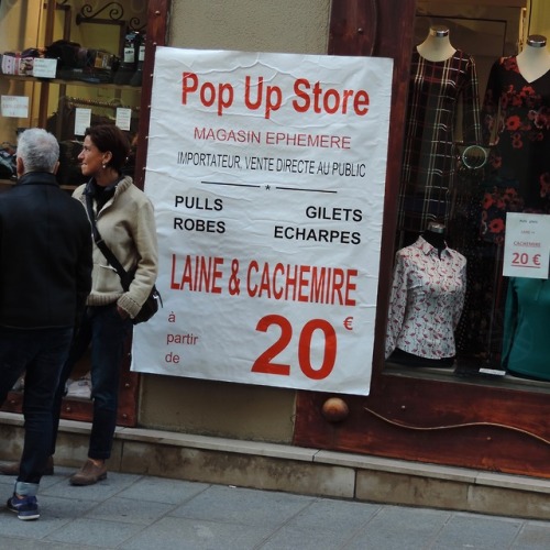 Pop Up Store, 20€, Paris, 2017.